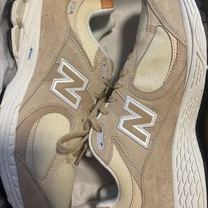 New Balance M2002REF size 11 mens brand new